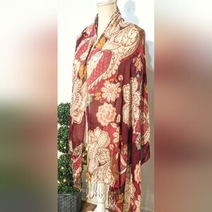 Vintage (80s) Like New Floral & Geometric Wrap - Lovely!